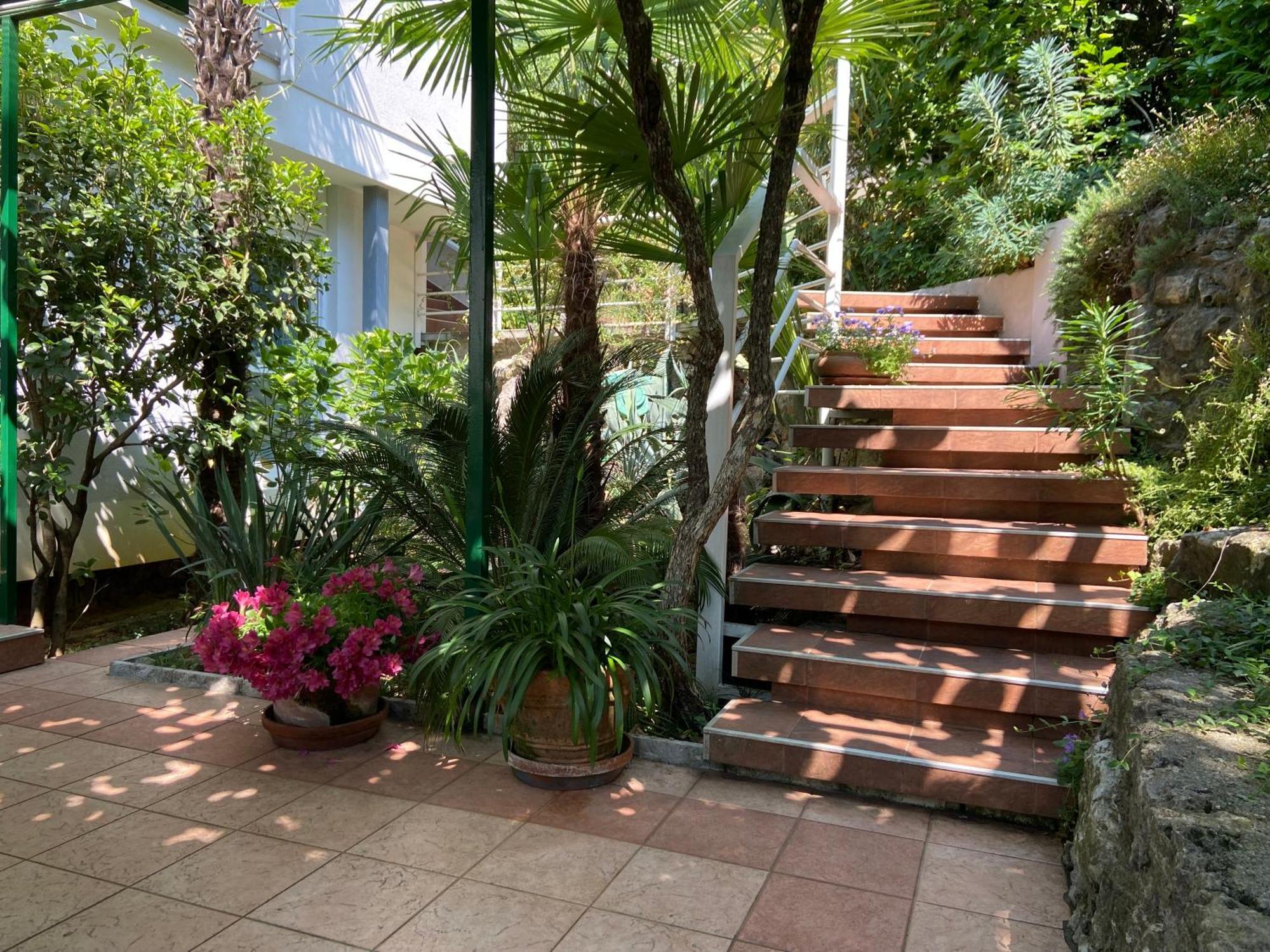 Апартаменты Sunny Garden Опатия Экстерьер фото